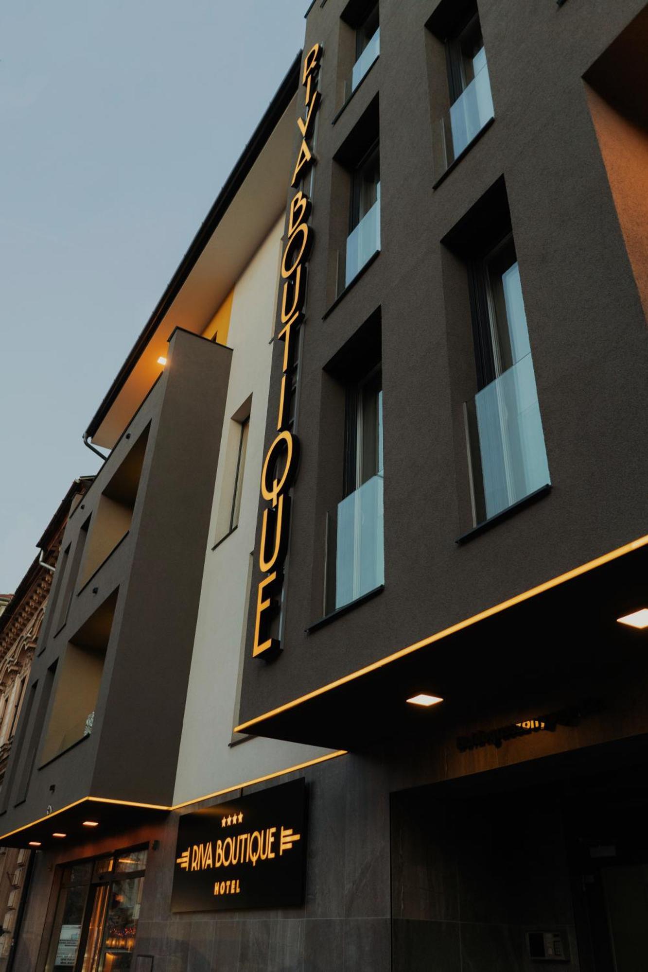 Riva Boutique Hotel Сегед Екстериор снимка