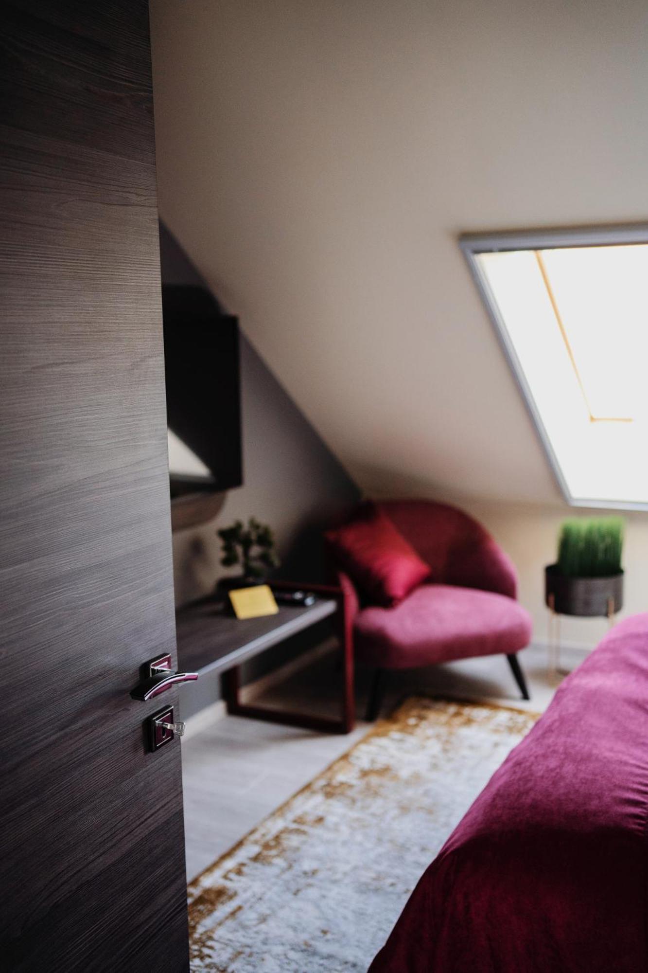 Riva Boutique Hotel Сегед Екстериор снимка