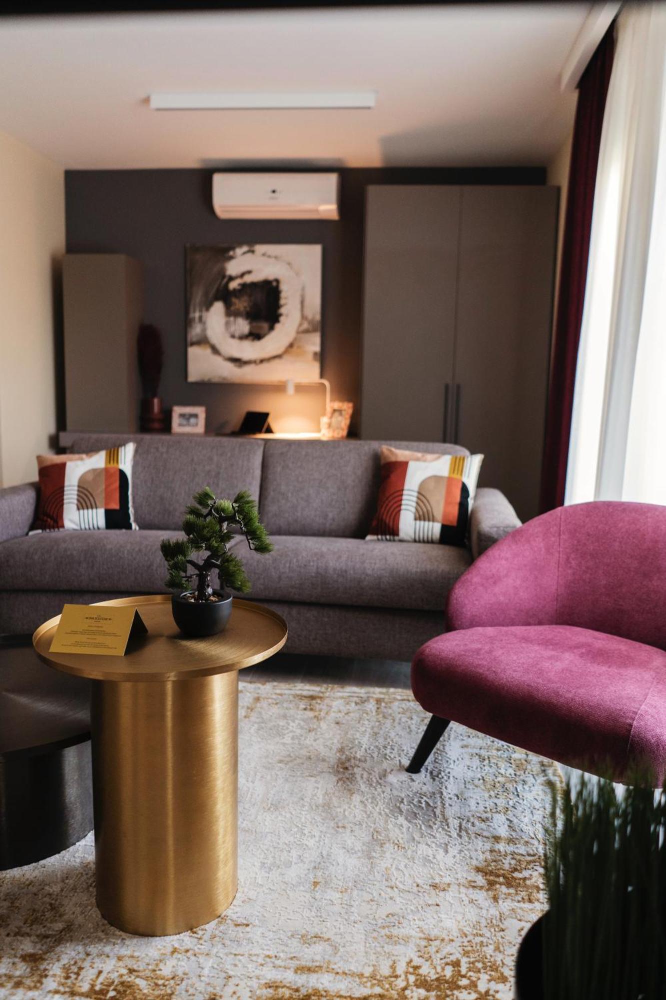 Riva Boutique Hotel Сегед Екстериор снимка